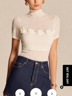 Ivory Floral Trim Mock Neck Top commense New with Tags